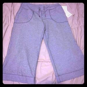 Lululemon Gray Cropped Pants Size 10